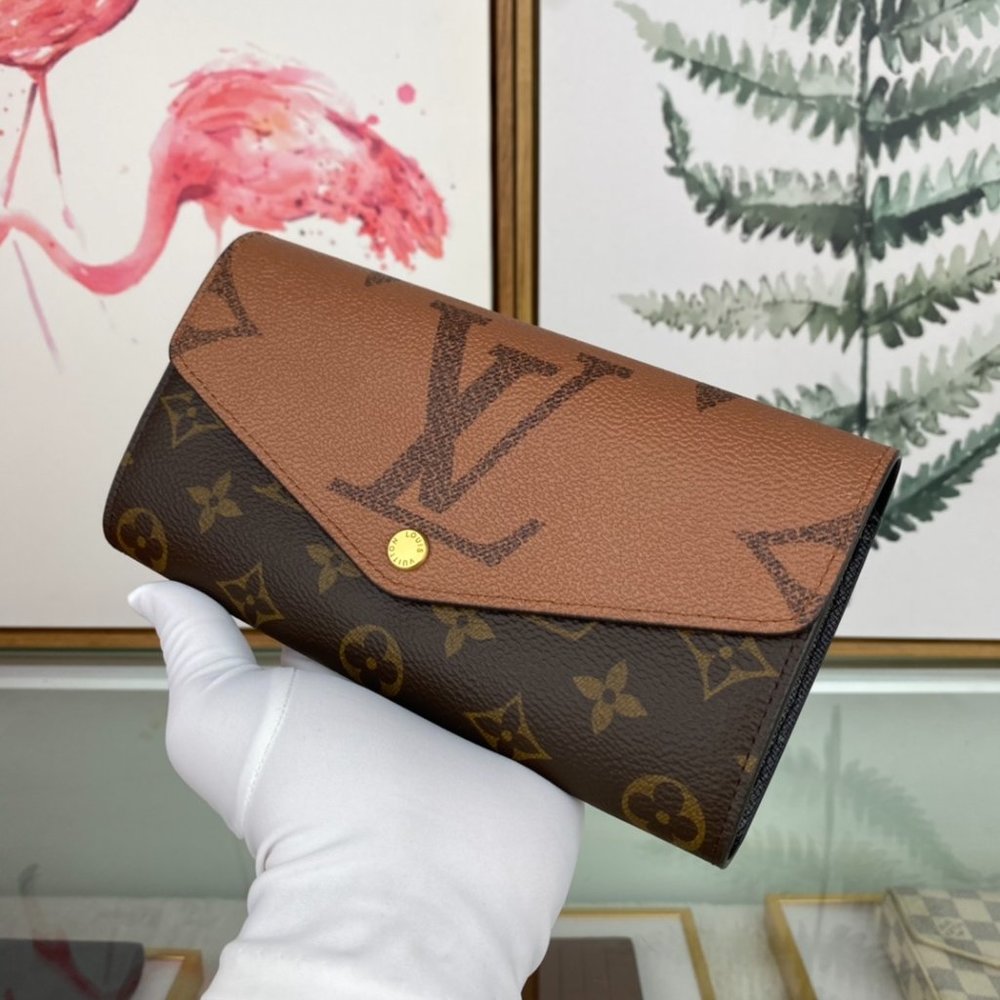 ✅Louis Vuitton Sarah Wallet Monogram Reverse - Picture 4 of 9